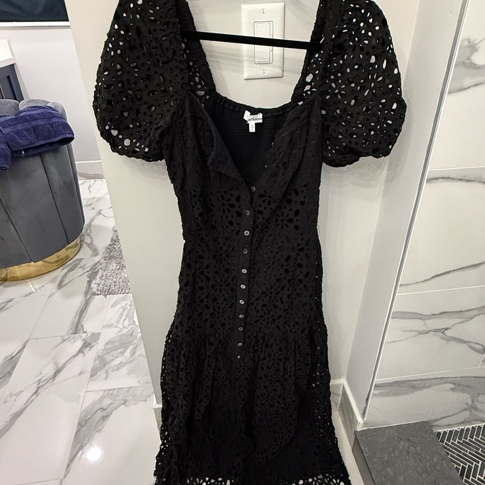 Black Lace Maxi Dress - Picture 2 of 4